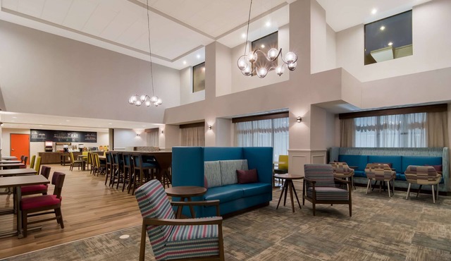 Hampton Inn Wilson Downtown