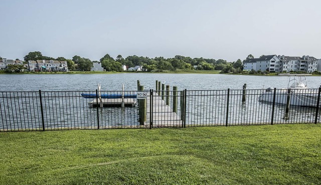 Hampton River Retreat Deluxe Spacious Waterfront Home Near Downtown