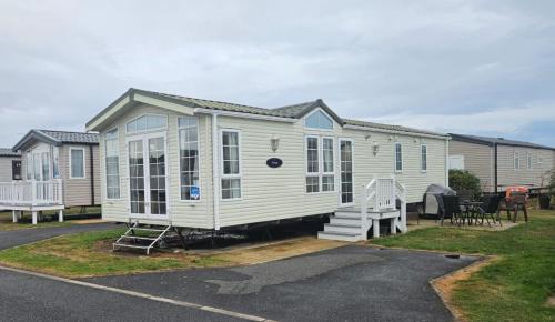 Hampton's Retreat, Haven Church Farm