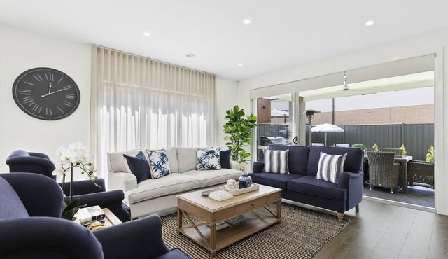 Hampton's Style Escape: Walk to Shops and Parks