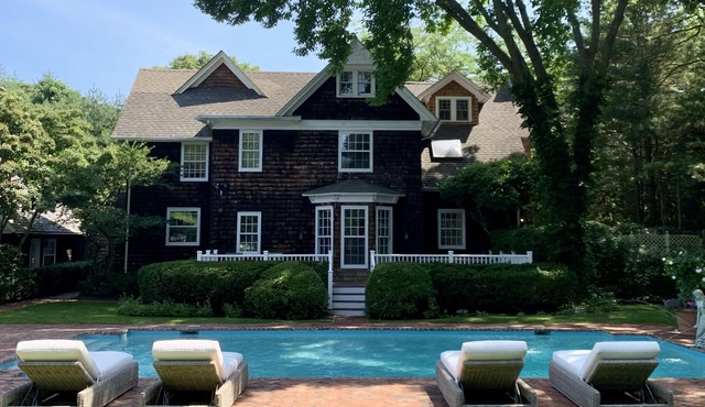 Hamptons - South of the highway - Prime Water Mill Rental