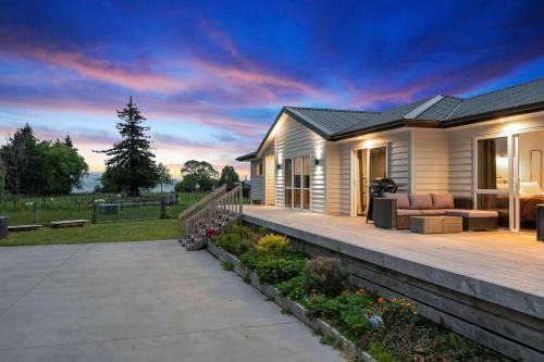 Hamurana Hotspot - Walk to the Lake & Golf Course