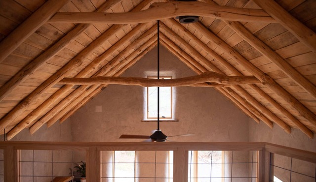 Hand Crafted Earthen Cottage Retreat