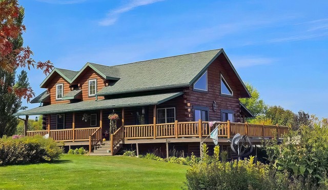 Handcrafted Amish Log Cabin | 10+ Acres | Private Pond | Kayaks | ATV Trails
