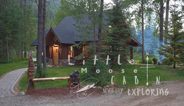 Handcrafted Riverfront Log Cabin