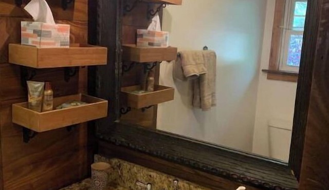 Handcrafted Rustic Cabin on the Bourbon Trail