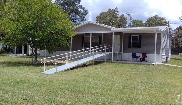 Handicap Accessible Private Spacious Beautiful Family Home 5 Acres Pet Friendly