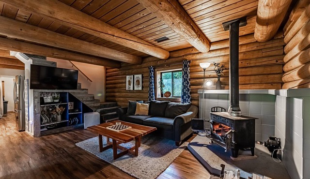 Handmade Scandinavian Mountain House Fire-Sauna