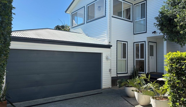 Handy Gold Coast location close to Broadwater Parklands