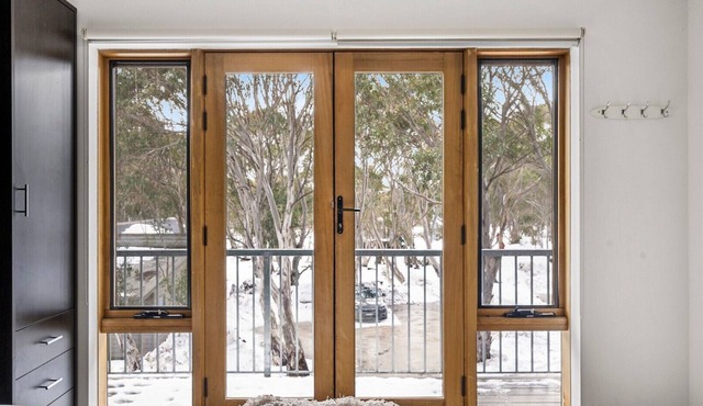 Hangar - Dinner plain