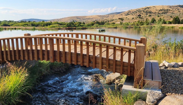 Hangman’s Guest Ranch - Meadowlark Cabin. Entire cabin by historic Virginia City