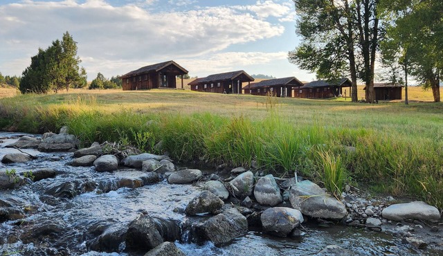 Hangman’s Guest Ranch - Osprey Cabin. Entire cabin by historic Virginia City