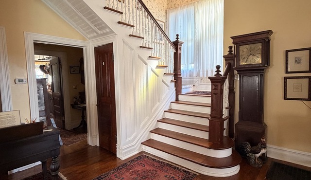 Hanna House Bed & Breakfast