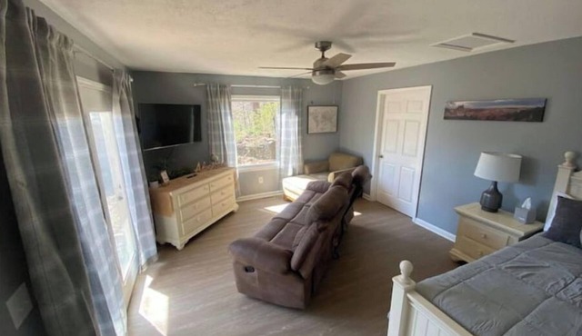 Hanover Haven 3 BR/2 Bath