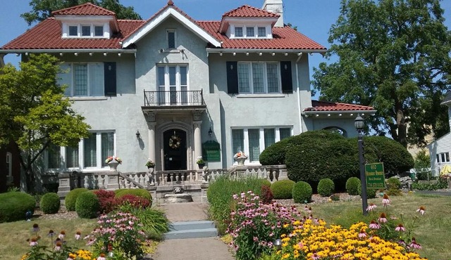 Hanover House Bed and Breakfast