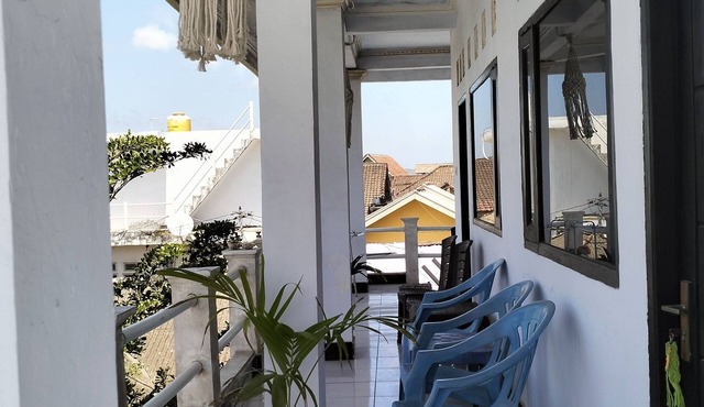 Hans Yoga Homestay