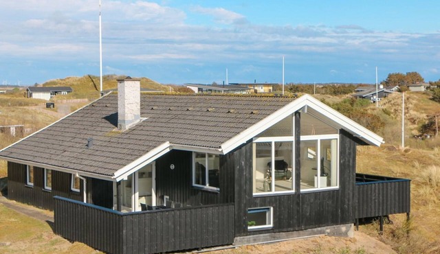 "Hansina" - 500m from the sea by Interhome