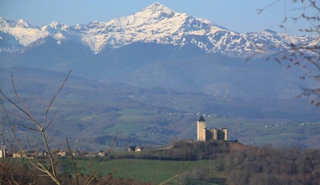 Happiness: gîte facing the Pyrenees