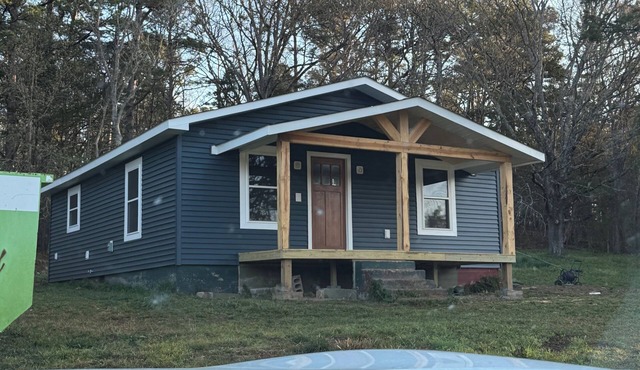 Happy Acre of Wolfpen a charming little 2 bed 1 bath home