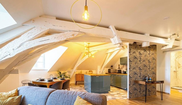 "Happy Cocoon" - Immersion in the historic center