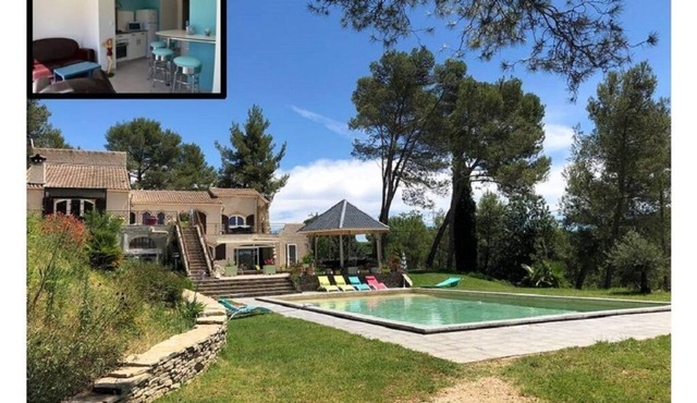 HAPPY DAYS ACCOMMODATION IN A 2-HECTARE PROPERTY NEAR MONTPELLIER SWIMMING POOL