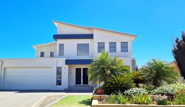 Happy Days, Wallaroo