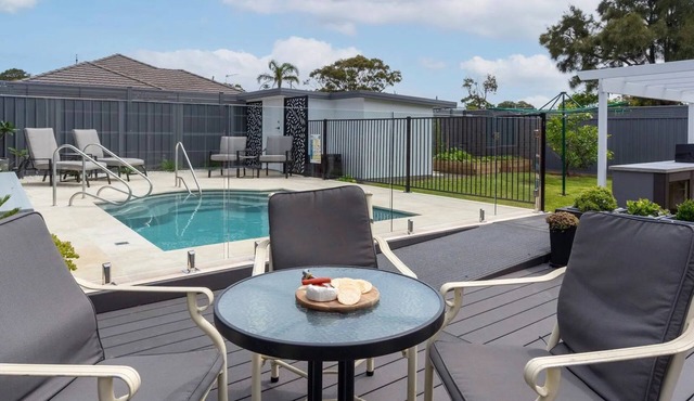 Happy Dayz – Comfortable accommodation with pool