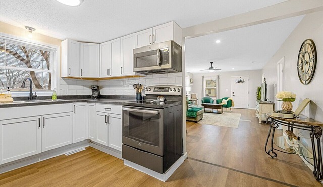 Happy Haven: A Delightful 2 Bedroom Central Retreat