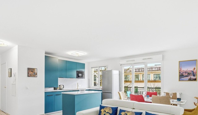 Happy Home By Dream Apartments