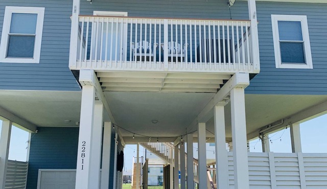 Happy House, minutes to the Beach!