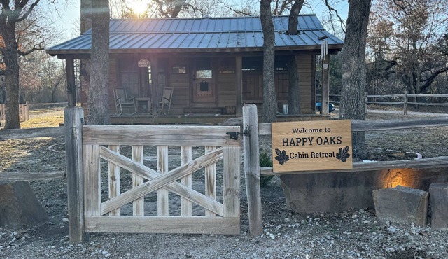 Happy Oaks Cabin Retreat on stunning acreage with trees, ponds, walking trails.