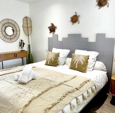 happy place at anse marcel, private beach