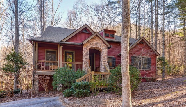 Happy Place Cottage Nestled in the Mountains of NC at Bear Lake Reserve
