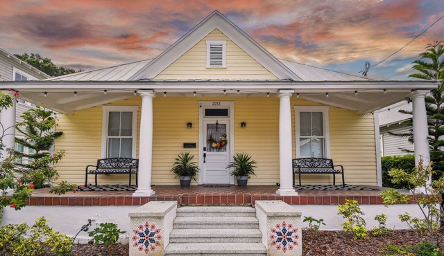 Happy Shack Ybor City-Historic District-Steps to 7th Ave