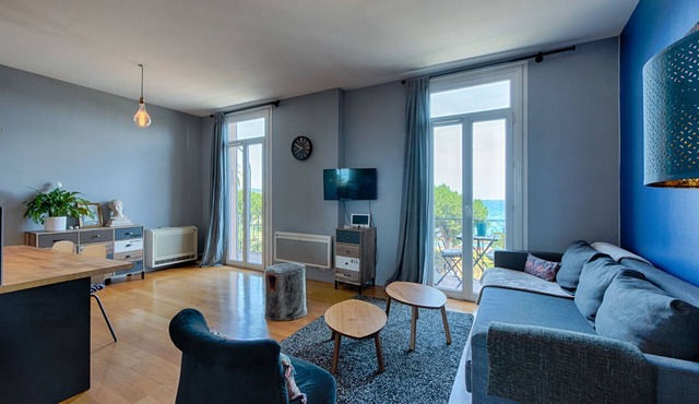 HappyFew Promenade Carras