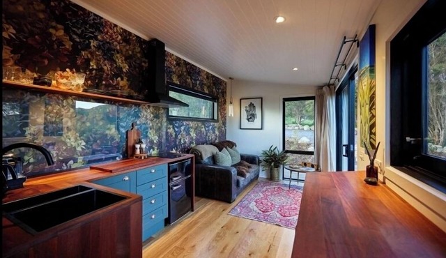 Hapuku river terrace A Eco Tiny House in the foothills of the kaikoura mountain.