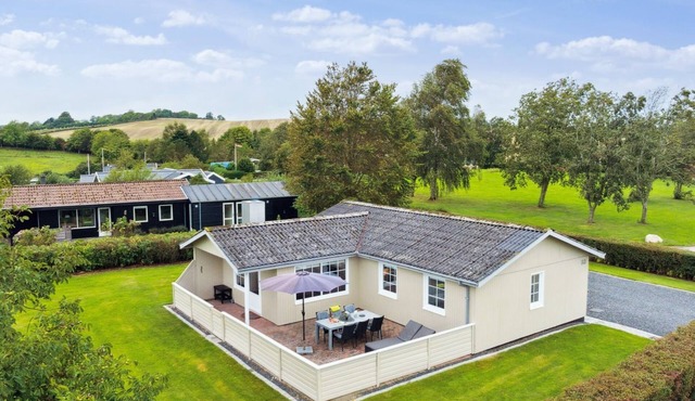 "Haralda" - 300m from the sea by Interhome