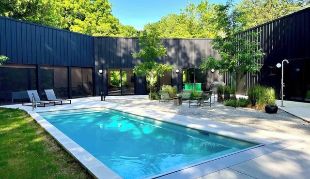 Harbor Country Meets Modern w/Pool,HotTub+EVChrgr