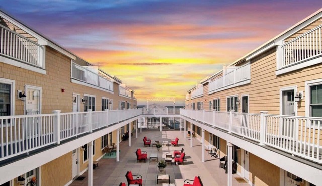 Harbor Haven | Steps to Beach | A/C | 1 Level