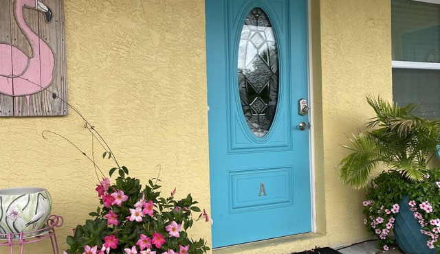 'Harbor Hide Away' - Victorian Sweetheart