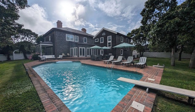 Harbor House Oasis: 5BR Luxury w/Heated Pool