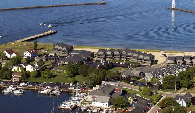 Harbor Lights Resort