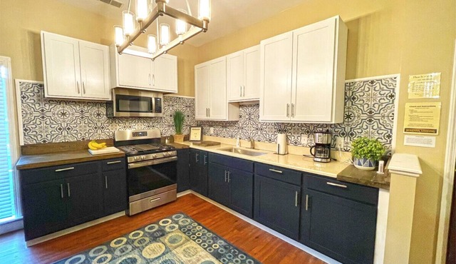 Harbor Master | 2 Bed Condo Waterfront on Ohio River