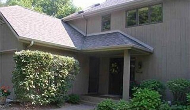 Harbor Springs, Birchwood Farms, Condo, Beautiful Upgrades