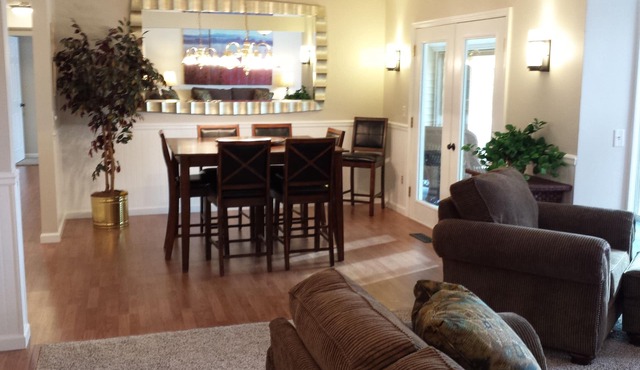 Harbor Springs -Trout Creek Unit 84, spacious 1700, VERY CLEAN, Building 12