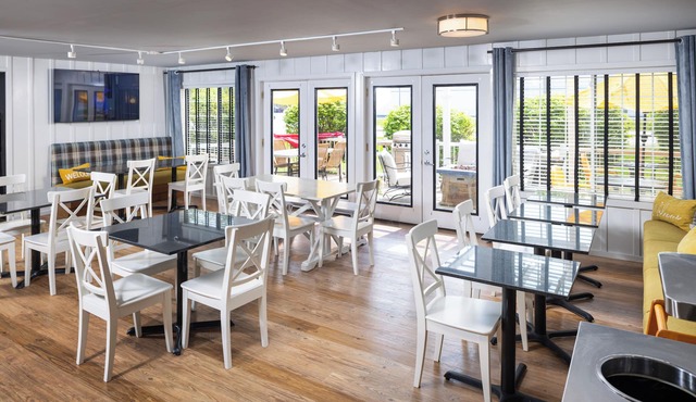 Harbor Town, BW Signature Collection by Best Western