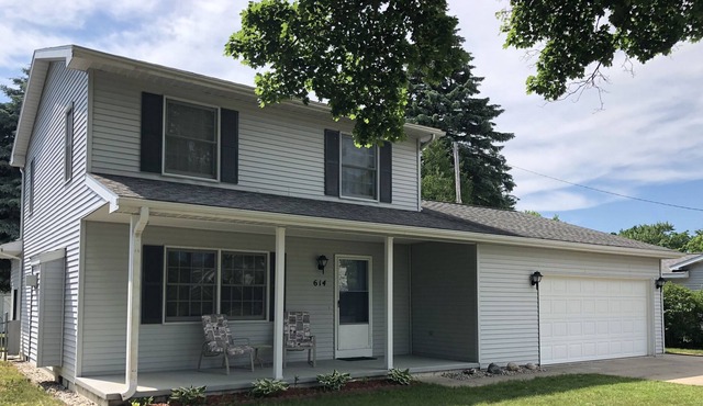 Harbor Town Living: Experience Elk Rapids!