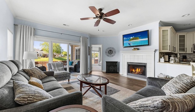 Harbor View - Lake Norman Vacation Condo Rental - Dog Friendly!