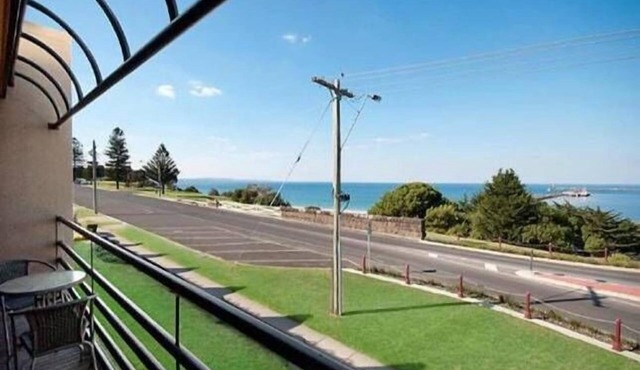 Harbor Views CBD 1 Bedroom Unit