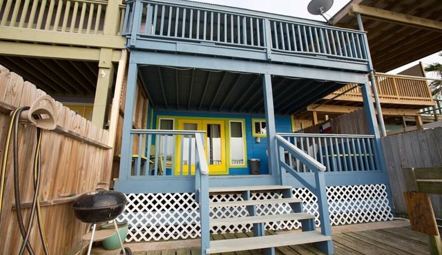 Harborfront condo with boat slip and fishing light
